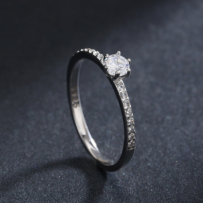 Anel Elegance com Zircônia Solitária em Prata 925