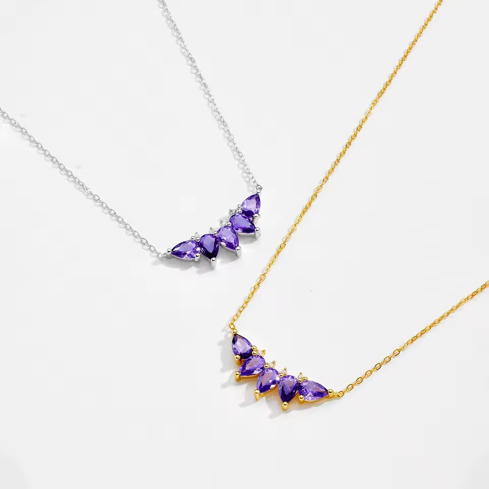 Colar Life Unique em Prata 925 com Banho de Ouro A
marelo 18k e Ametista, 50cm, Colar Coração Cravejado em Prata 925, Colar com Ametista e Topázio em Prata 925, Colar em Prata 925 com Ametista e Topázios Incolores, 45cm, Colar Ponto de Luz Roxo Ametista Prata 925 Esterlina 45cm, Colar Prata Gota com Pedras Brancas e Pedra Lilás, Colar de Prata Veneziana com Pedra Ametista Roxa, Colar de Prata com Zircônias Lavanda e Rosa. 