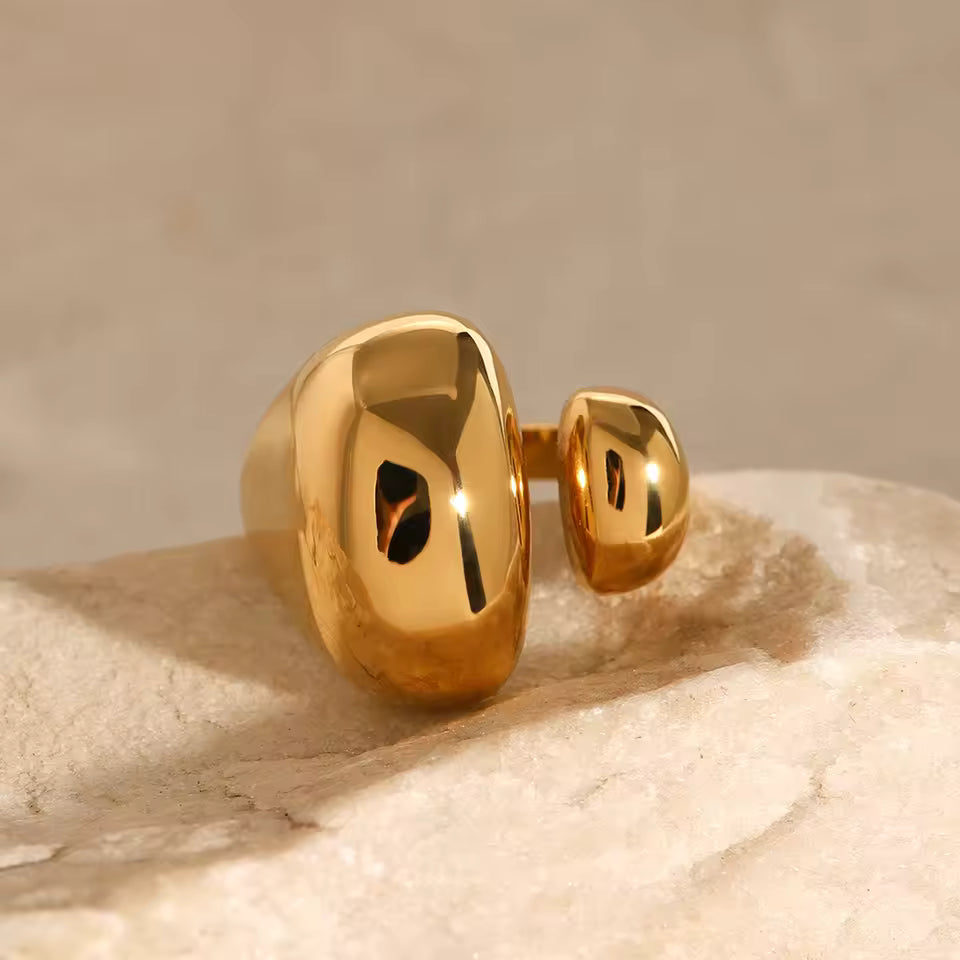 Anel Dourado Unique, Anel Ajustável, Anel Duplo, Anel Assimétrico, Anel Maximalista, Anel Feminino, Anel Maximalista, Anel Ouro 18k, Anel Aço Inoxidável, Anel a Prova D'água, Anel a Prova de Suor, Anel a Prova de Calor, Anel Banhado em Ouro 18k, Anéis Maximalistas, Anel Feminino Dourado, Anel Max Dourado, Anel Dourado Max. 