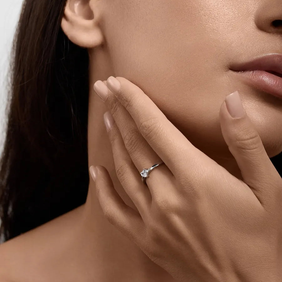 Anel Solitário Drusi Semi Joias Liso Zircônia Pequena, Anel Solitário em Prata com Pedra de Zircônia, Anel de Prata Solitário com Zircônia Cristal, Anel Solitário Pedra Em Zircônia Em Prata, Anel De Prata Solitário Com Zircônia Quadrada, Anel Prata 925 Solitário Fino Aro Zircônia, Anel Prata 925 Aparador Aliança Solitário Zircônia, Anel Prata Solitário C/Zircônia, Anel Solitário Pedra Banho Platina Zircônia, Solitário Believe Em Prata 925 Com Zircônias, Anel Prata 925 Solitário Fino Zircônia, Anel Solitário