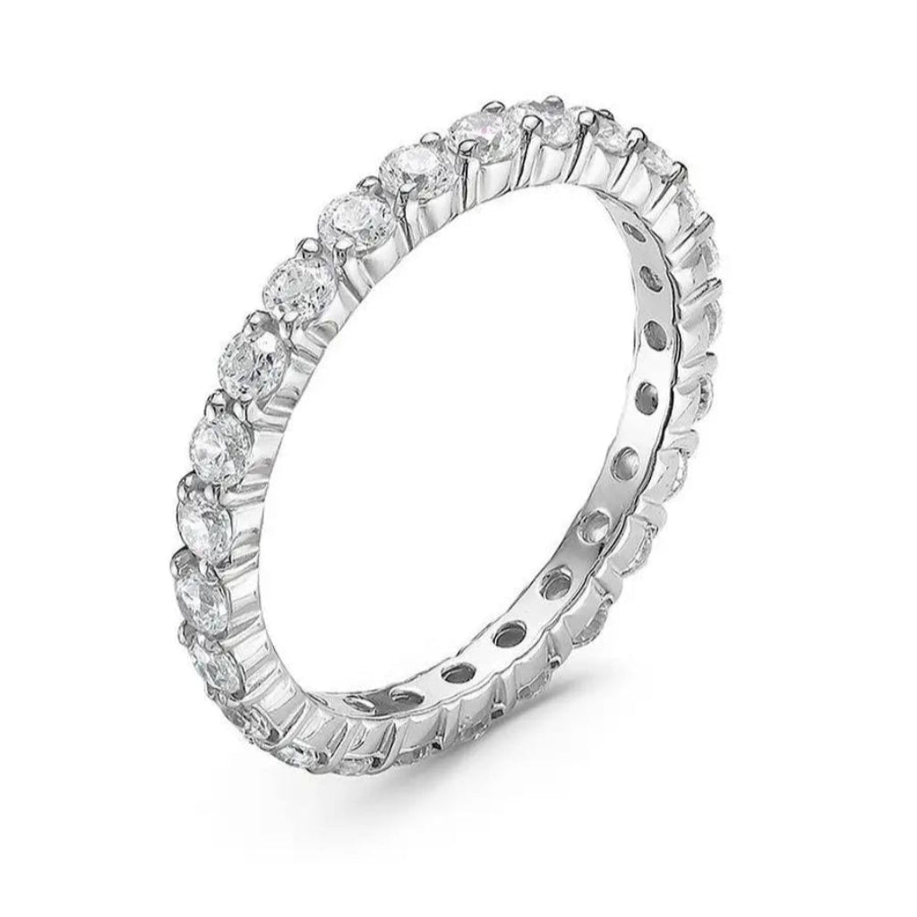 Anel Cravejado com Zircônias, Anel Life Duplo, Anel Amor Bonito, Anel Eternity, Anel Cravejado em Prata 925, Anel Aliança, Anel Prata com Zircônias Oval, Anel Life Glam, Anel Cravejado com Zircônias de Prata, Anel Aliança Inteira, Anel Cravejado Zircônia, Anel Feminino em Prata 925, Anel com Brilhante Zircônia, Anel Luxury com Cristais, Anel Feminino em Prata 925, Anel Aliança Inteira, Anel Luxury com Cristais de Zircônias, Joias de Noivado, Anel de Formatura, Anel de Namoro, Anel Prata com Zircônias Oval.