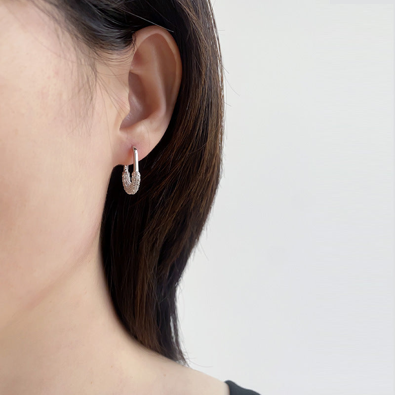 Argola Life Maxi III Prata Cravejado, Brinco Argola Life Maxi V em Prata 925 com Pedras Incolores, Brinco Argola Life Tranças em Prata 925 com Pedras Incolores, Brinco Prata Argola Trava C/Zircônias 1.75cm Prata 925, Brinco Argola Karen Prata 925, Brinco Argola 15mm com Zircônias Brancas e Borda Alta - Prata 925, Brincos de Argola Clássicos em Prata de Lei, Argola Baguete Cravejada em Prata 925, Argola Life Essential em Prata 925 com Pedras Incolores,Brinco de Argola em Prata 925 Esterlina com Moissanites –