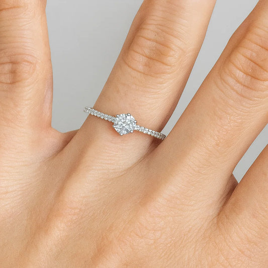 Anel Elegance com Zircônia Solitária em Prata 925